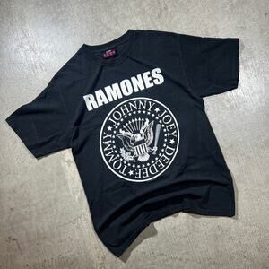 Vintage Y2K Ramones 2006 Band Tee Black Medium